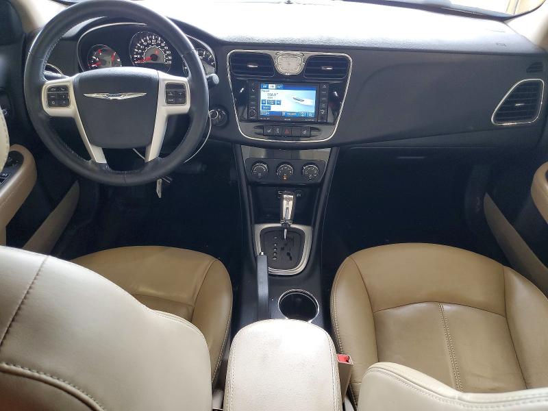 56521826 :رقم المزاد ، 1C3BC2FG4BN504741 vin ، 2011 Chrysler 200 مزاد بيع