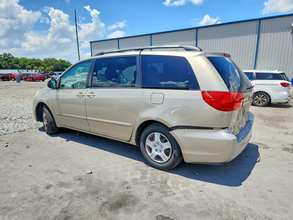 Продаж на аукціоні авто 2010 Toyota Sienna, vin: 5TDKK4CC5AS314998, номер лоту: 57671666