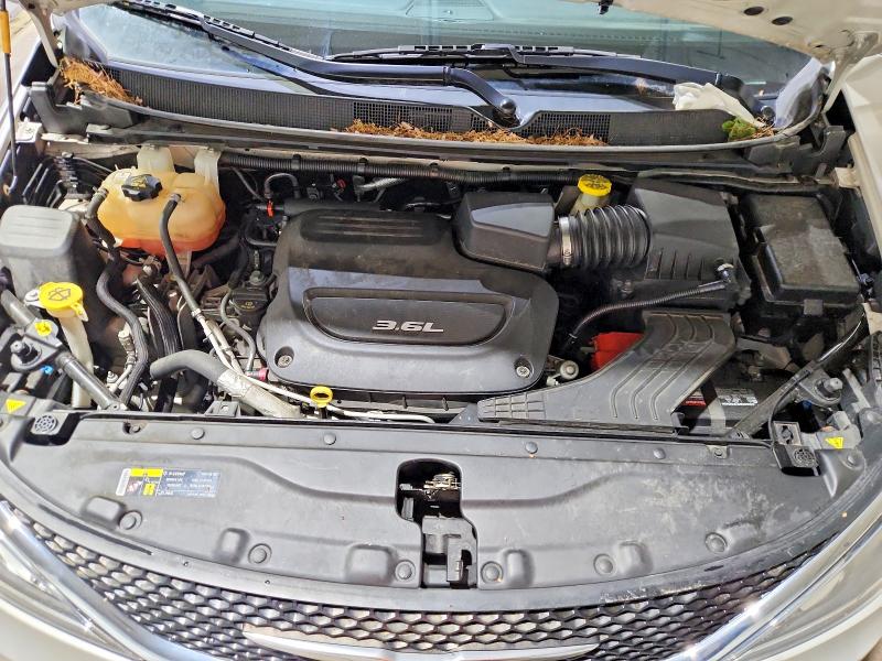 55541866 :رقم المزاد ، 2C4RC1GG4HR591474 vin ، 2017 Chrysler Pacifica مزاد بيع
