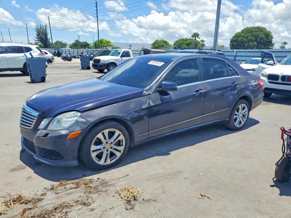 59239426 :رقم المزاد ، WDDHF8HB2BA355793 vin ، 2011 Mercedes-benz E مزاد بيع