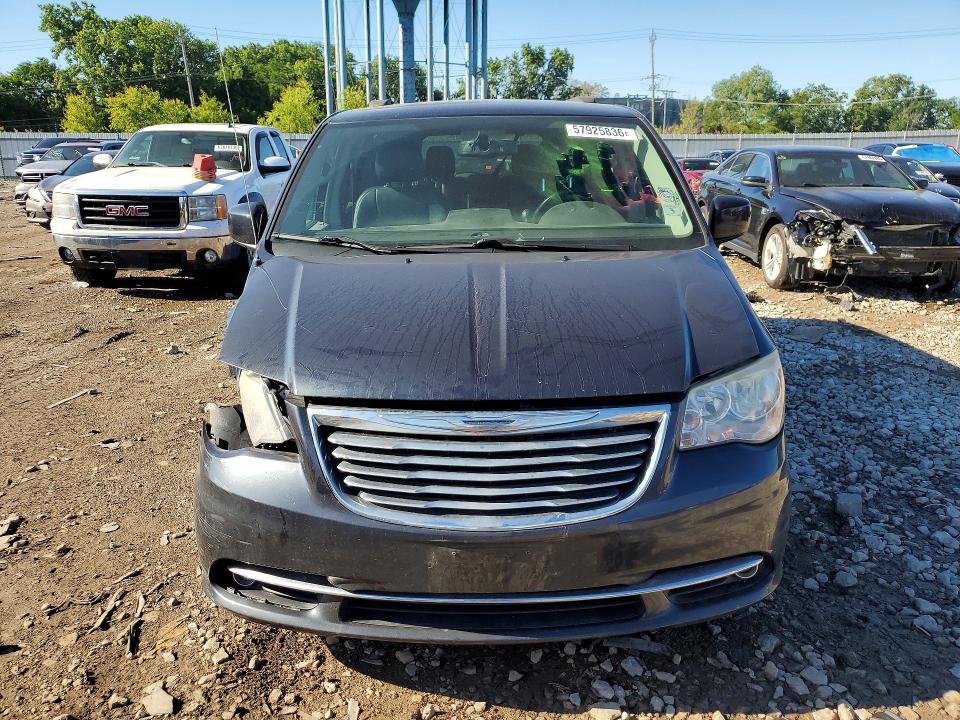 2014 Chrysler Town & Country მანქანა იყიდება აუქციონზე, vin: 2C4RC1BG0ER359991, აუქციონის ნომერი: 57925836