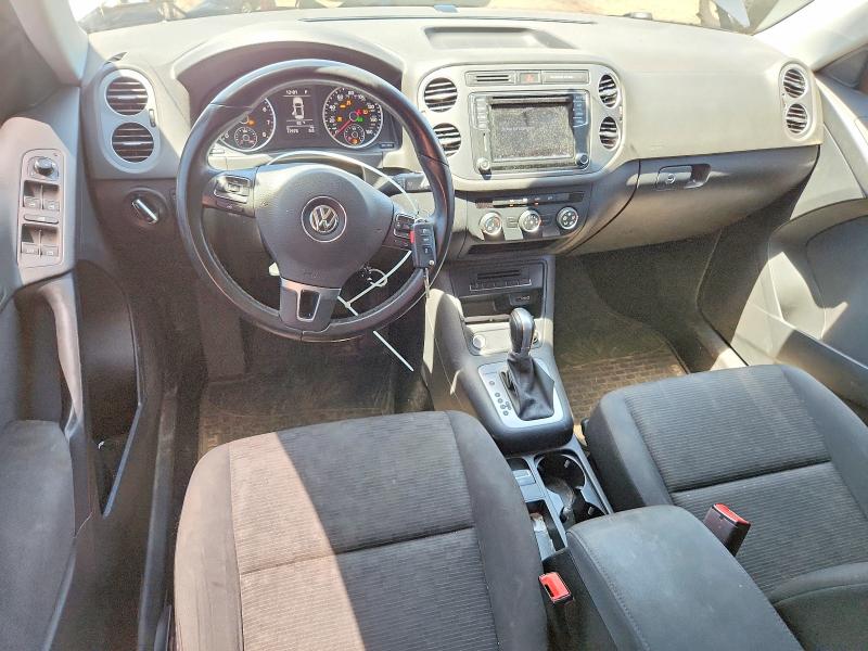 55875666 :رقم المزاد ، WVGBV7AX8HK044354 vin ، 2017 Volkswagen Tiguan مزاد بيع