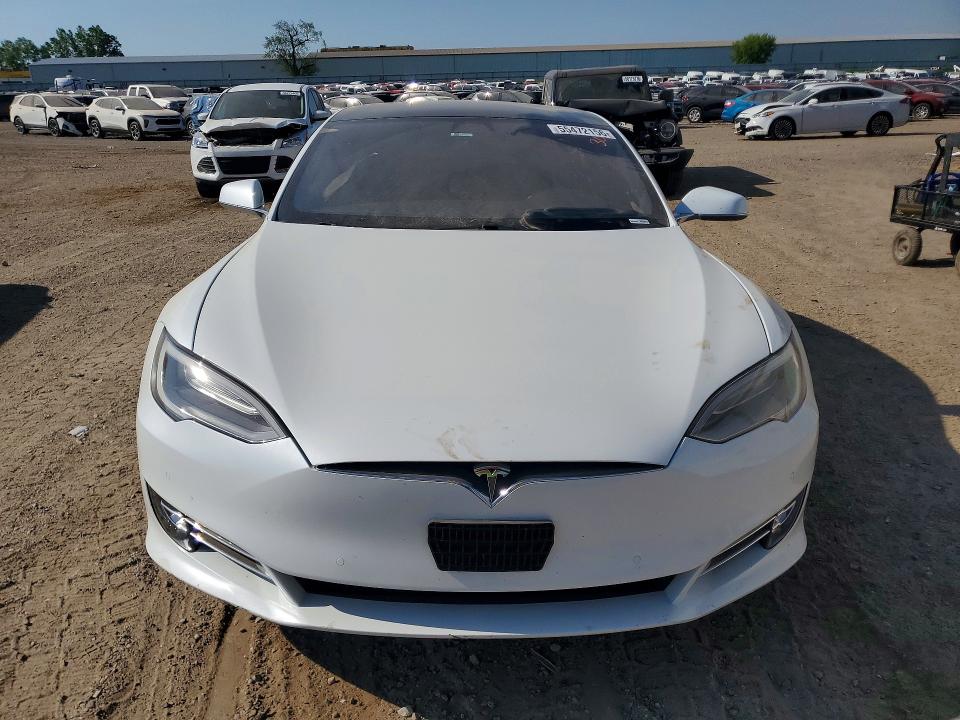 Продаж на аукціоні авто 2018 Tesla Model S, vin: 5YJSA1E20JF289714, номер лоту: 55472156
