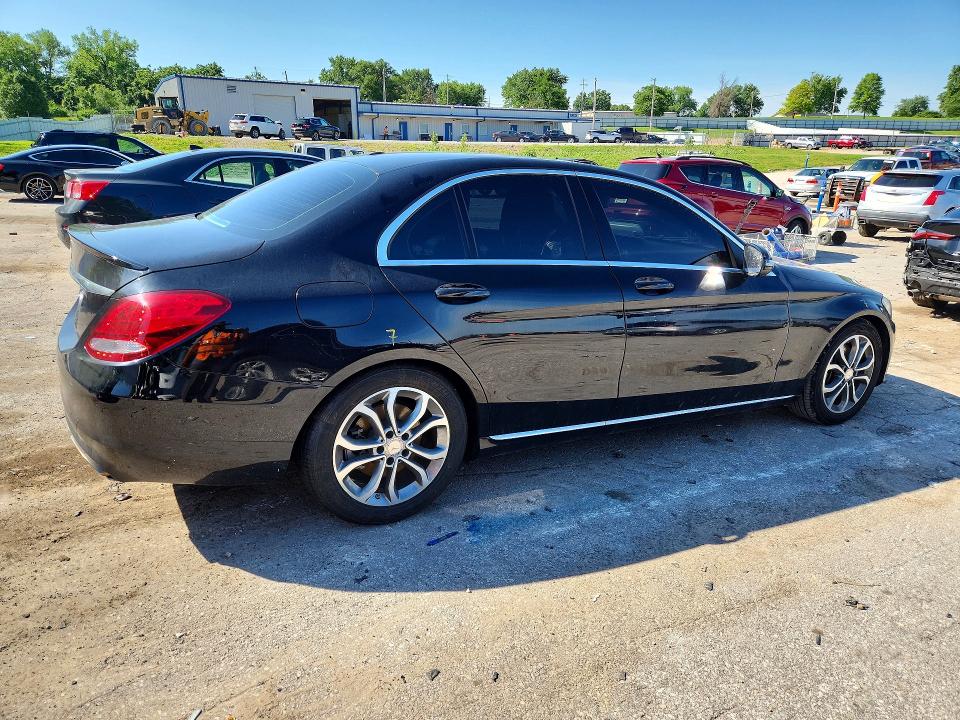 2016 Mercedes-benz C მანქანა იყიდება აუქციონზე, vin: 55SWF4JB9GU123337, აუქციონის ნომერი: 55999566