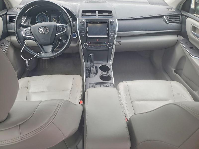 57673556 :رقم المزاد ، 4T1BD1FK5FU148931 vin ، 2015 Toyota Camry Hybrid مزاد بيع