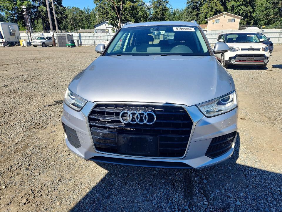 2016 Audi Q3 მანქანა იყიდება აუქციონზე, vin: WA1EFCFS4GR014806, აუქციონის ნომერი: 57044866