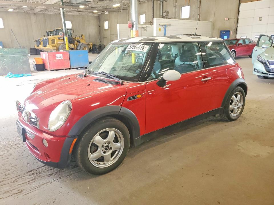 2006 Mini Cooper მანქანა იყიდება აუქციონზე, vin: WMWRC33586TK68614, აუქციონის ნომერი: 57560616