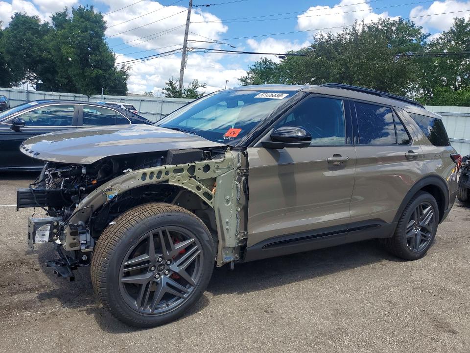 2026 Ford Explorer მანქანა იყიდება აუქციონზე, vin: 1FMWK8GC4TGB43401, აუქციონის ნომერი: 57126836
