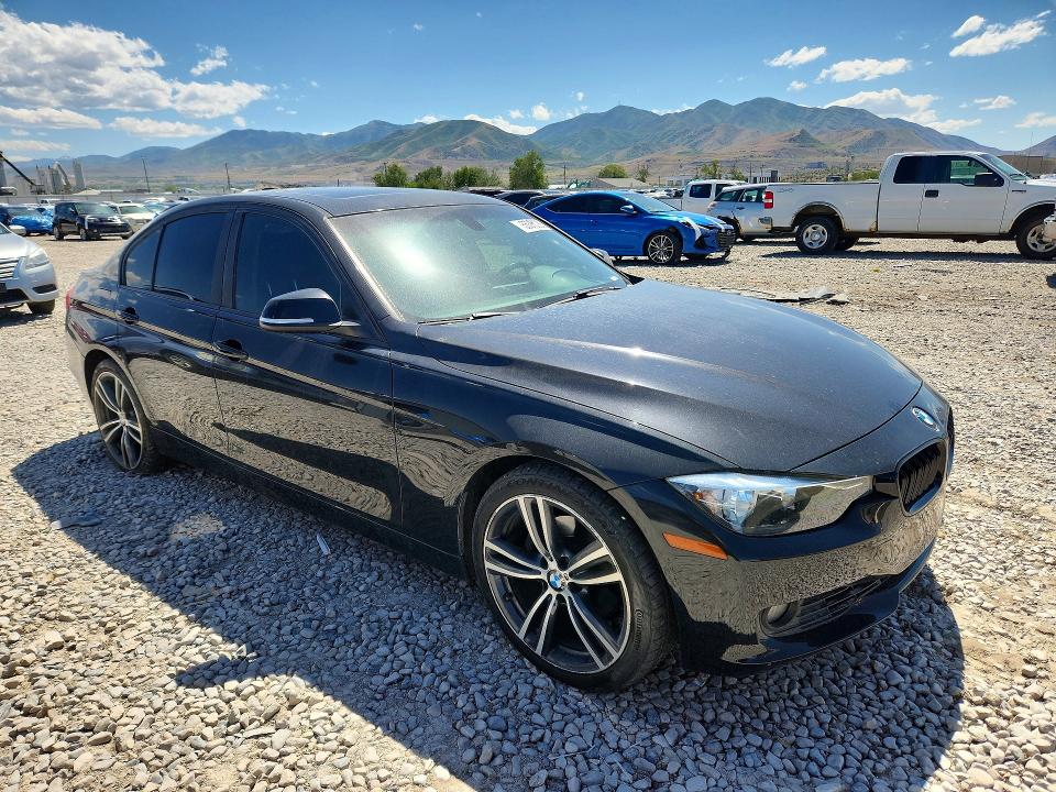 55380086 :رقم المزاد ، WBA3B5C57EP539352 vin ، 2014 Bmw 328 مزاد بيع
