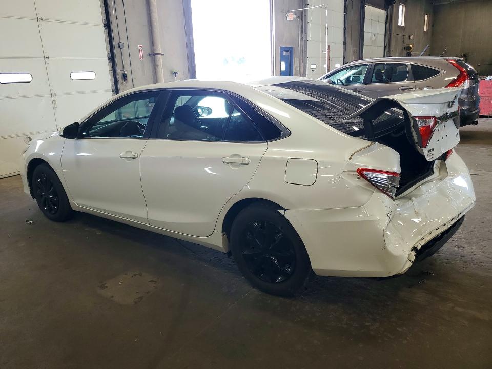 85602845 :رقم المزاد ، 4T1BF1FK5GU130425 vin ، 2016 Toyota Camry مزاد بيع