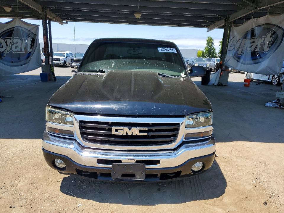 Продажа на аукционе авто 2005 Gmc New Sierra, vin: 2GTEC19T451316156, номер лота: 58006466