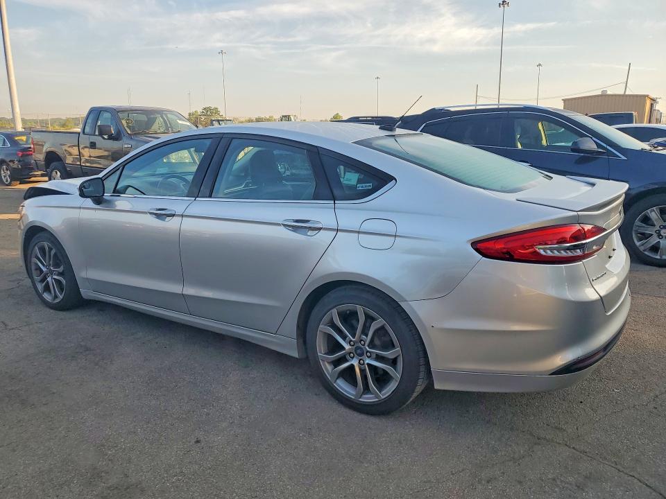 55896976 :رقم المزاد ، 3FA6P0H78HR282817 vin ، 2017 Ford Fusion مزاد بيع