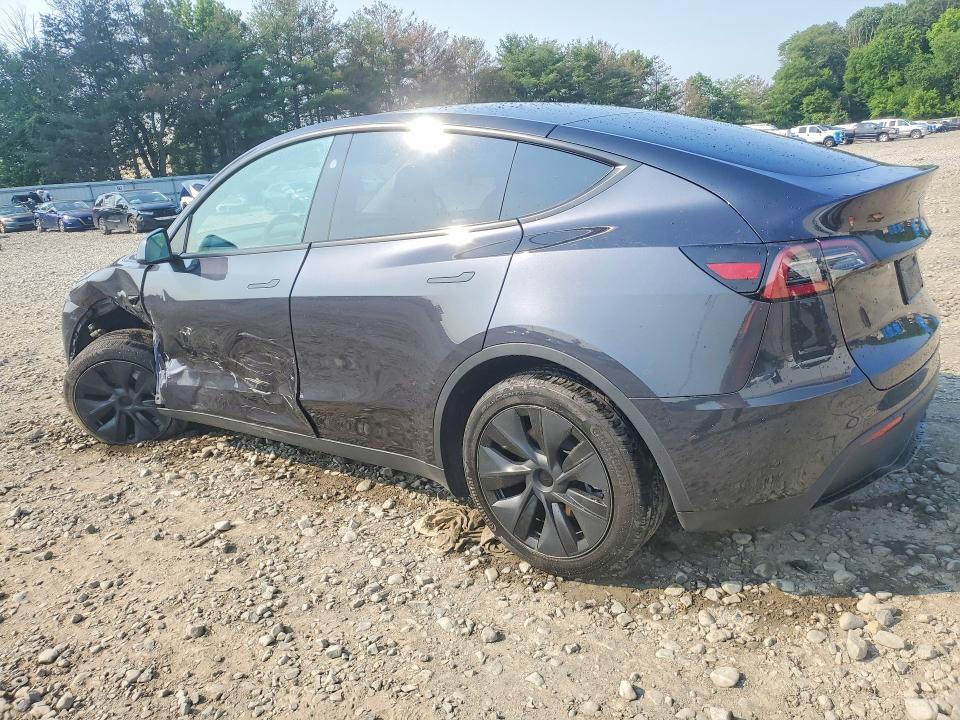 59093026 :رقم المزاد ، 7SAYGAEE0RF111805 vin ، 2024 Tesla Model Y مزاد بيع