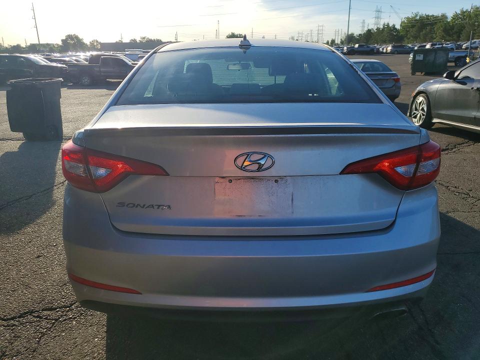 Продажа на аукционе авто 2015 Hyundai Sonata, vin: 5NPE24AF1FH131346, номер лота: 57081586