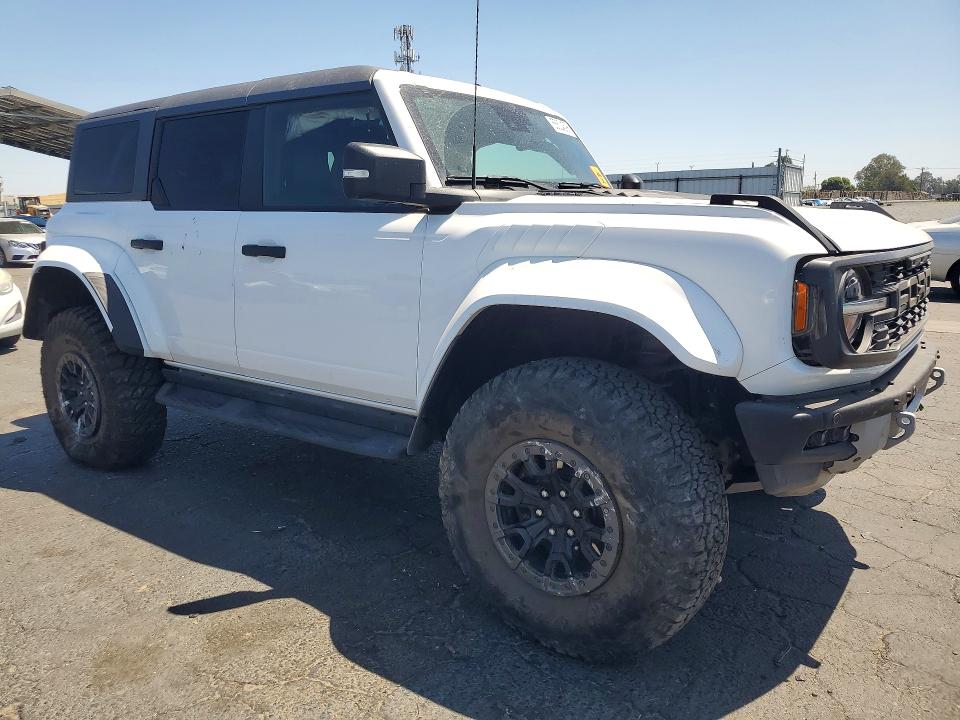 2024 Ford Bronco მანქანა იყიდება აუქციონზე, vin: 1FMEE0RR4RLA50299, აუქციონის ნომერი: 55624596