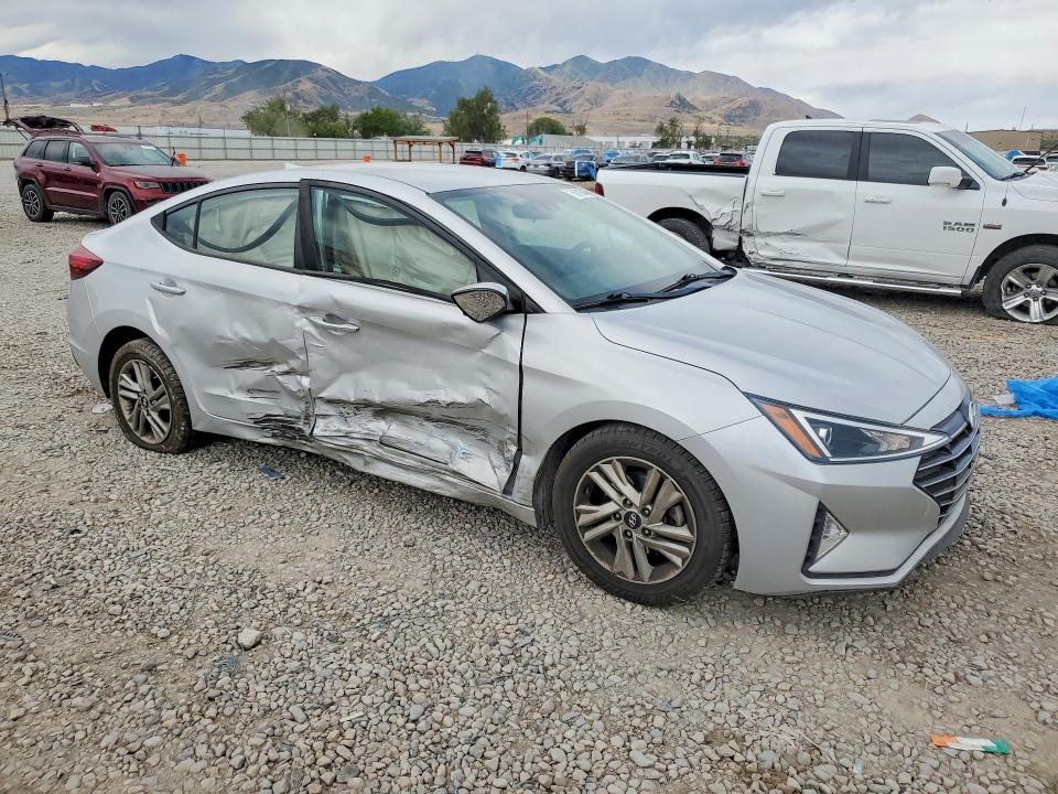 2020 Hyundai Elantra მანქანა იყიდება აუქციონზე, vin: 5NPD84LF2LH523285, აუქციონის ნომერი: 59016646