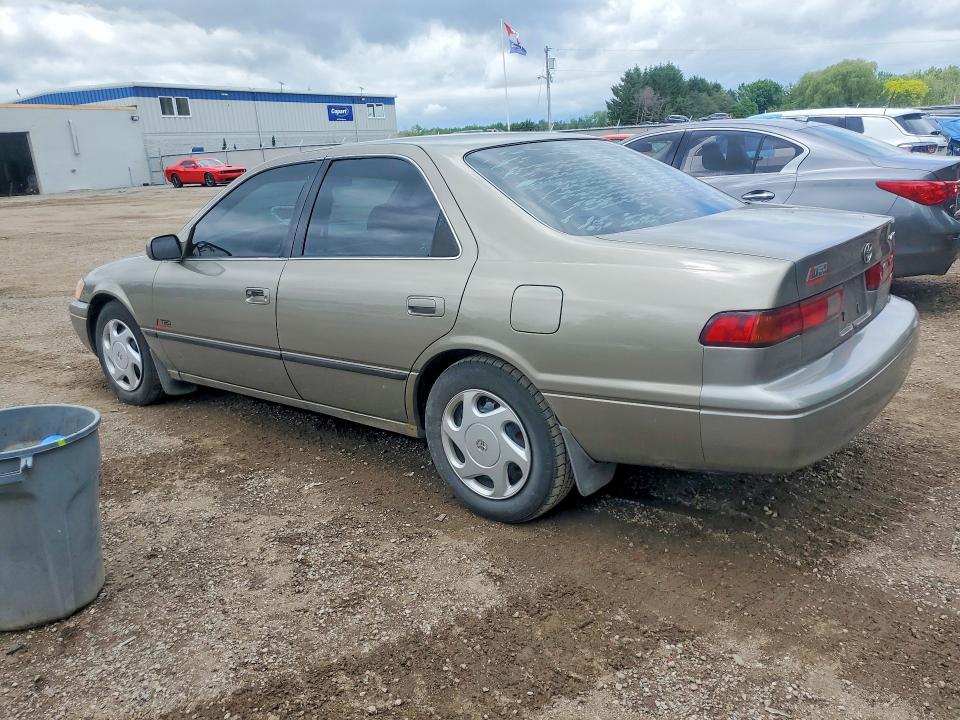 56994126 :رقم المزاد ، 4T1BG22K8VU061946 vin ، 1997 Toyota Camry مزاد بيع