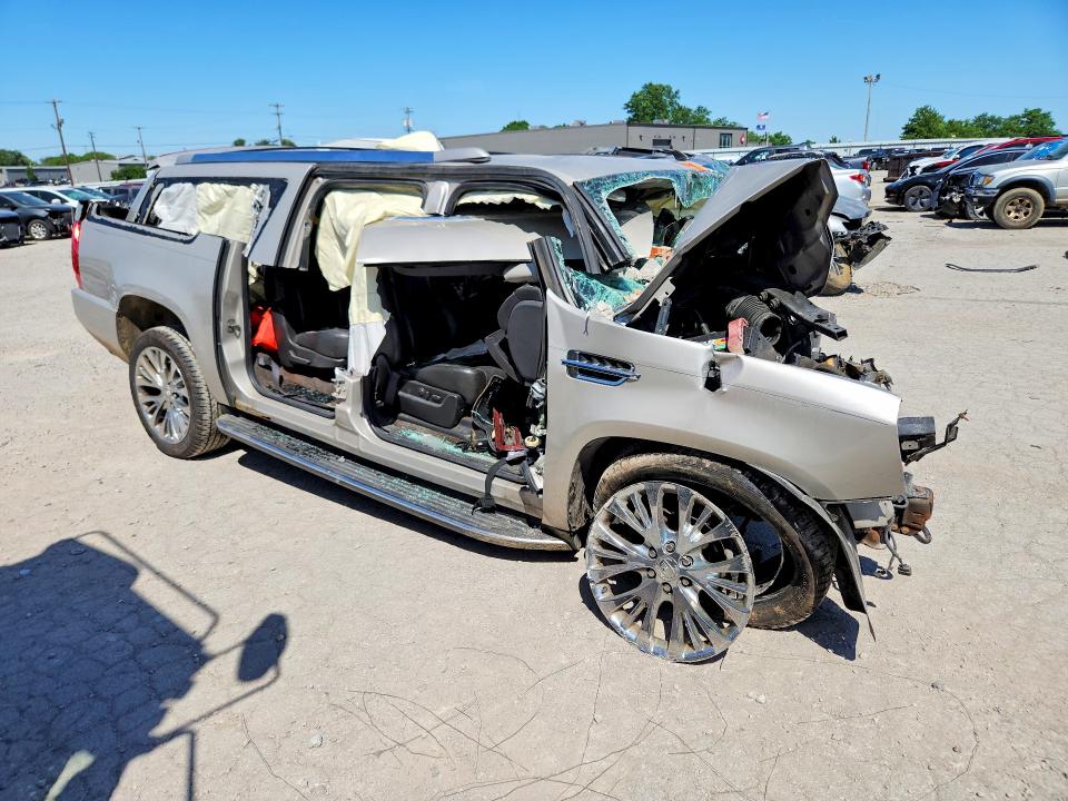 55720256 :رقم المزاد ، 1GYFC66818R227541 vin ، 2008 Cadillac Escalade مزاد بيع
