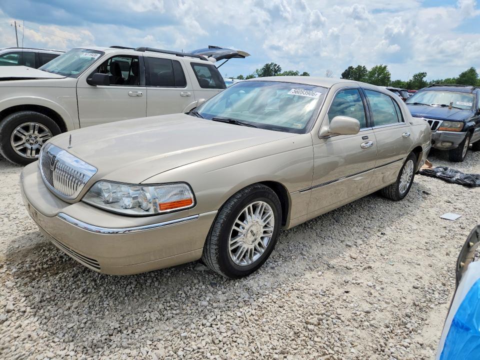 Продаж на аукціоні авто 2009 Lincoln Town Car, vin: 2LNHM82V79X636066, номер лоту: 56093906