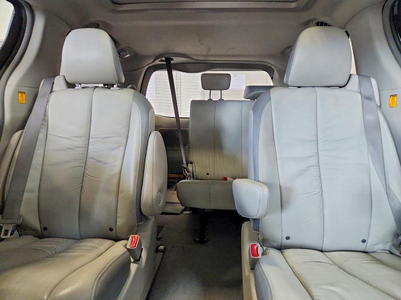 Продажа на аукционе авто 2011 Toyota Sienna, vin: 5TDDK3DC4BS006952, номер лота: 57631026