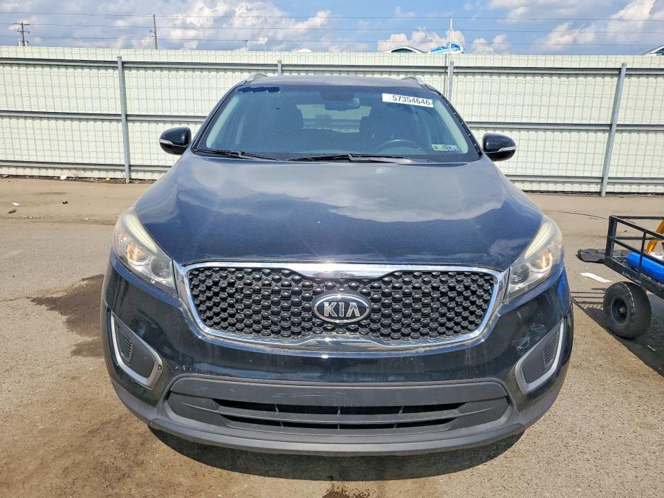 57354646 :رقم المزاد ، 5XYPG4A36HG317071 vin ، 2017 Kia Sorento مزاد بيع