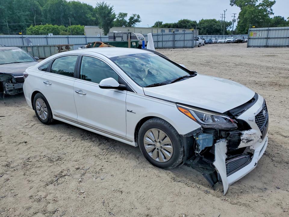 2016 Hyundai Sonata Hybrid მანქანა იყიდება აუქციონზე, vin: KMHE24L14GA040691, აუქციონის ნომერი: 57261036