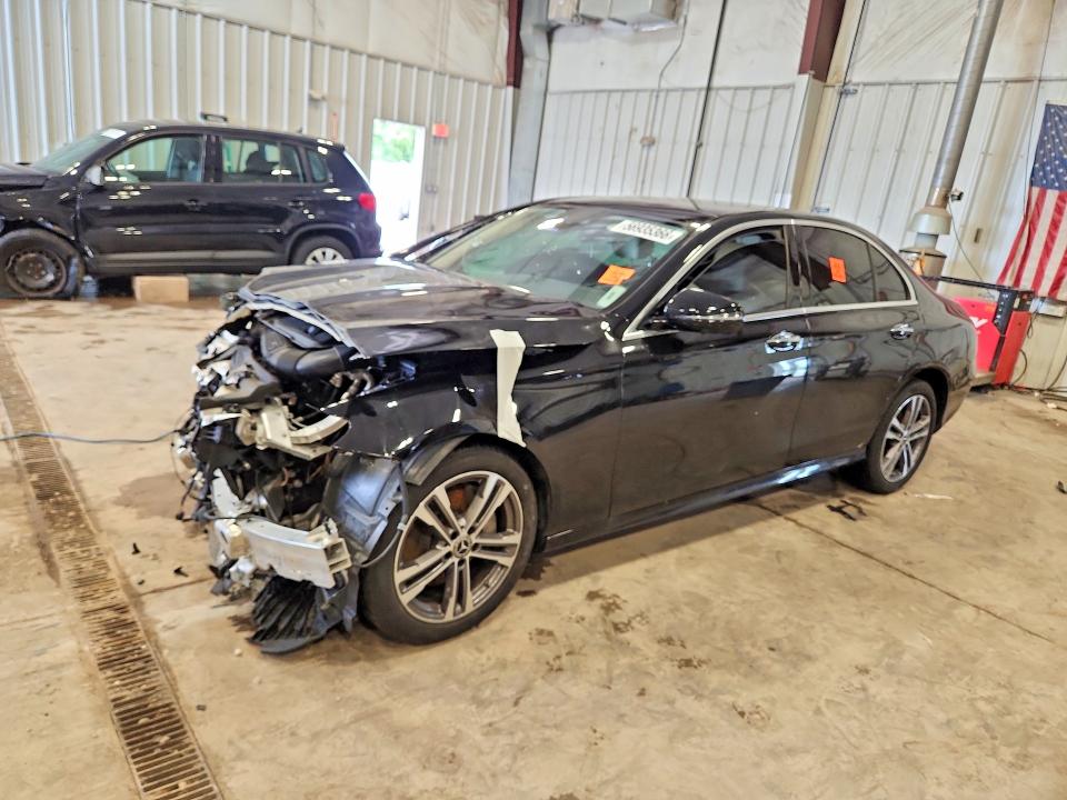 56935366 :رقم المزاد ، W1KZF8EB0PB150368 vin ، 2023 Mercedes-benz E مزاد بيع