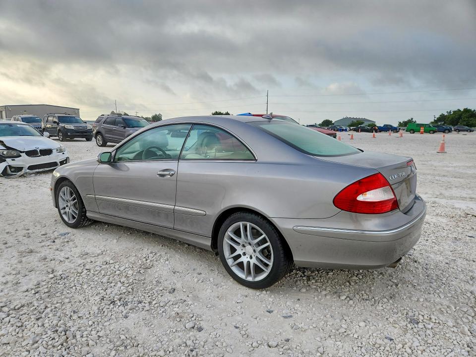 58881856 :رقم المزاد ، WDBTJ56H88F254034 vin ، 2008 Mercedes-benz Clk مزاد بيع