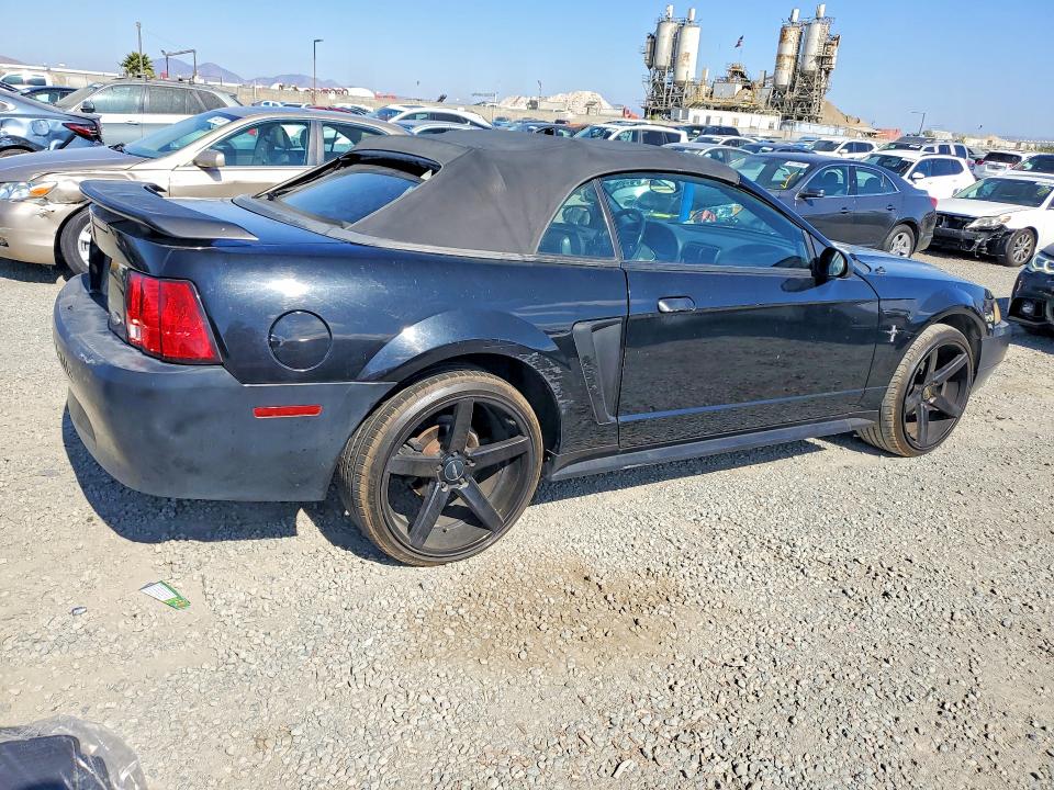 Продажа на аукционе авто 2001 Ford Mustang, vin: 1FAFP44421F200263, номер лота: 58102446