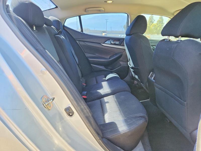 56784316 :رقم المزاد ، 1N4AA6AP2GC433575 vin ، 2016 Nissan Maxima مزاد بيع