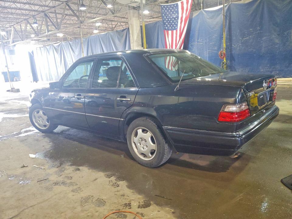 Продажа на аукционе авто 1995 Mercedes-benz E, vin: WDBEA32EXSC258779, номер лота: 55945836