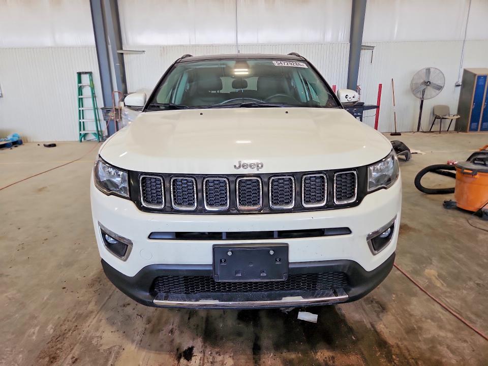 54729286 :رقم المزاد ، 3C4NJDCB2KT653894 vin ، 2019 Jeep Compass مزاد بيع