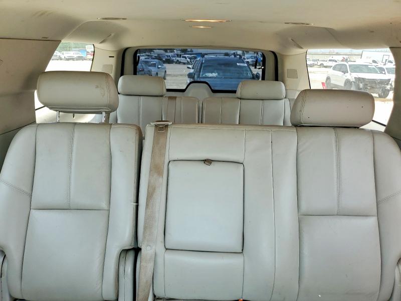 2008 Chevrolet Suburban მანქანა იყიდება აუქციონზე, vin: 1GNFC16038J220079, აუქციონის ნომერი: 58435646
