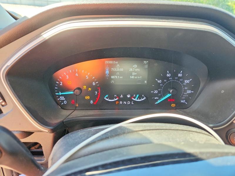 57233176 :رقم المزاد ، 1FMCU9G63MUA22827 vin ، 2021 Ford Escape مزاد بيع