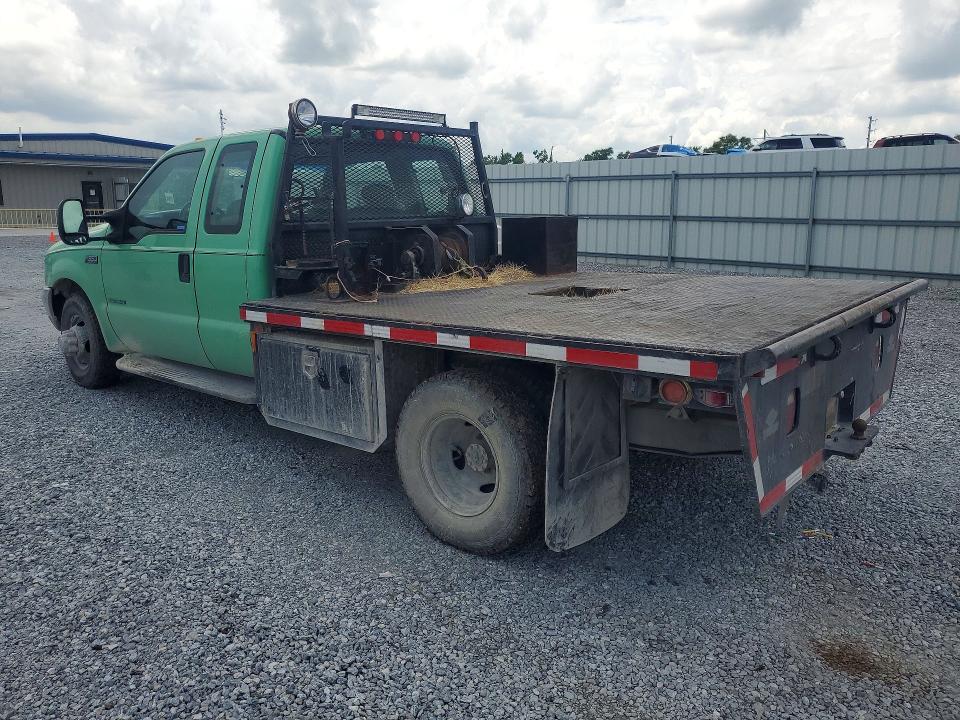 55726556 :رقم المزاد ، 1FDWX36F52EC33991 vin ، 2002 Ford F350 مزاد بيع
