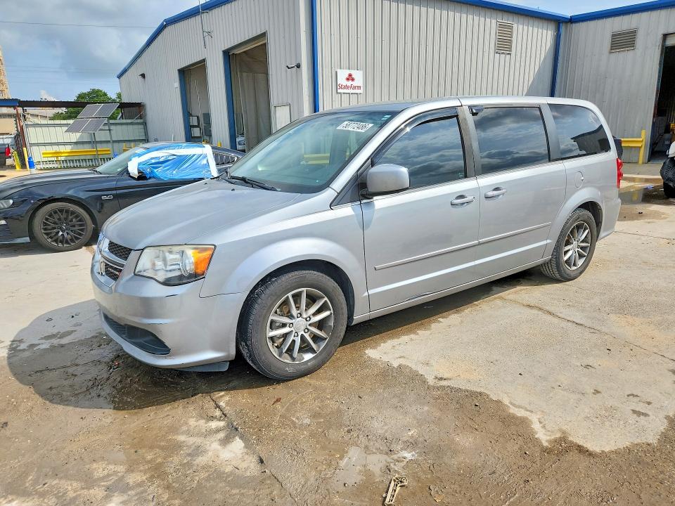 58772486 :رقم المزاد ، 2C4RDGBG0FR642649 vin ، 2015 Dodge Grand Caravan مزاد بيع