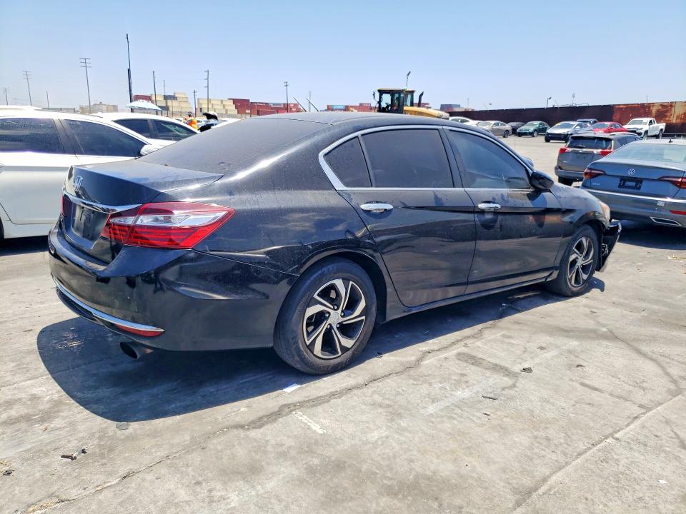 Продажа на аукционе авто 2017 Honda Accord, vin: 1HGCR2F33HA217100, номер лота: 58842116