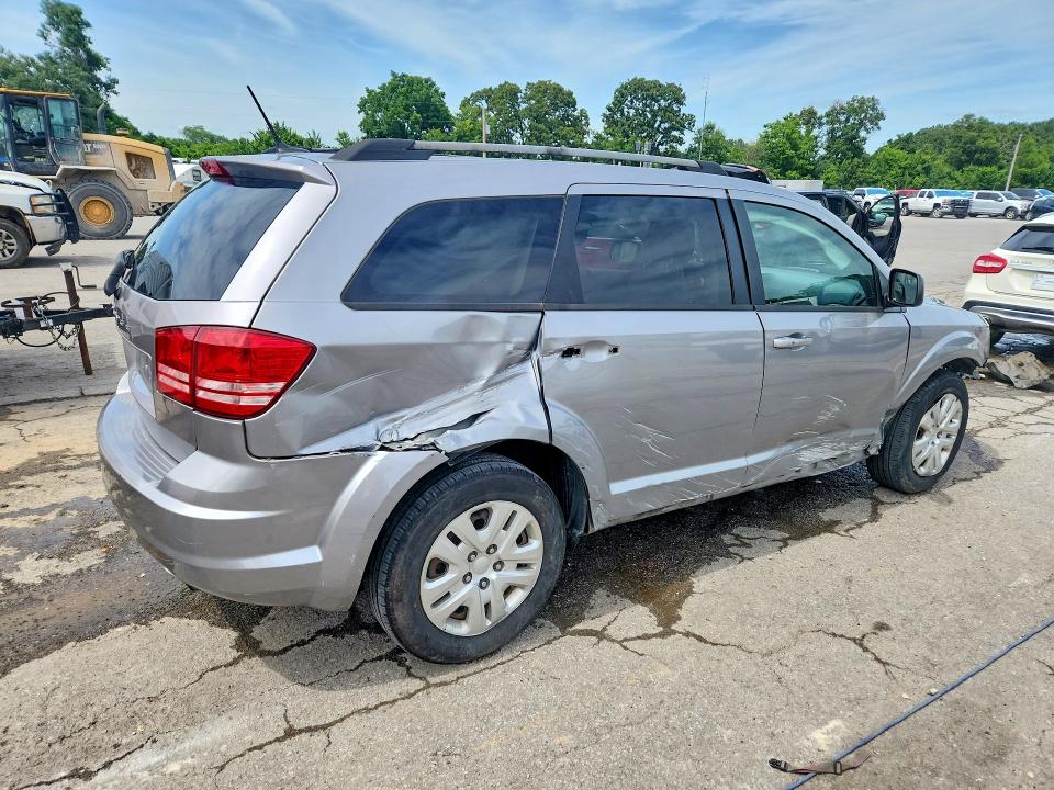58267616 :رقم المزاد ، 3C4PDCAB9JT445572 vin ، 2018 Dodge Journey مزاد بيع