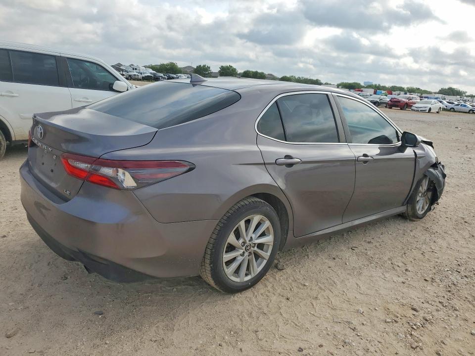 2022 Toyota Camry მანქანა იყიდება აუქციონზე, vin: 4T1C11AK7NU711920, აუქციონის ნომერი: 58067606