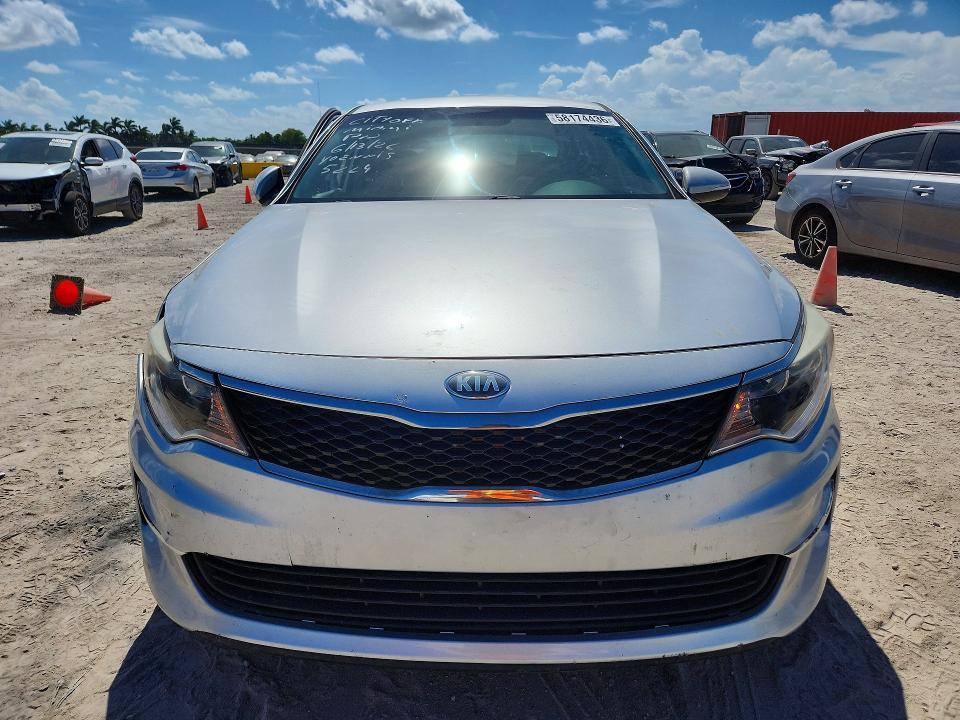 58174436 :رقم المزاد ، 5XXGT4L38JG255224 vin ، 2018 Kia Optima مزاد بيع
