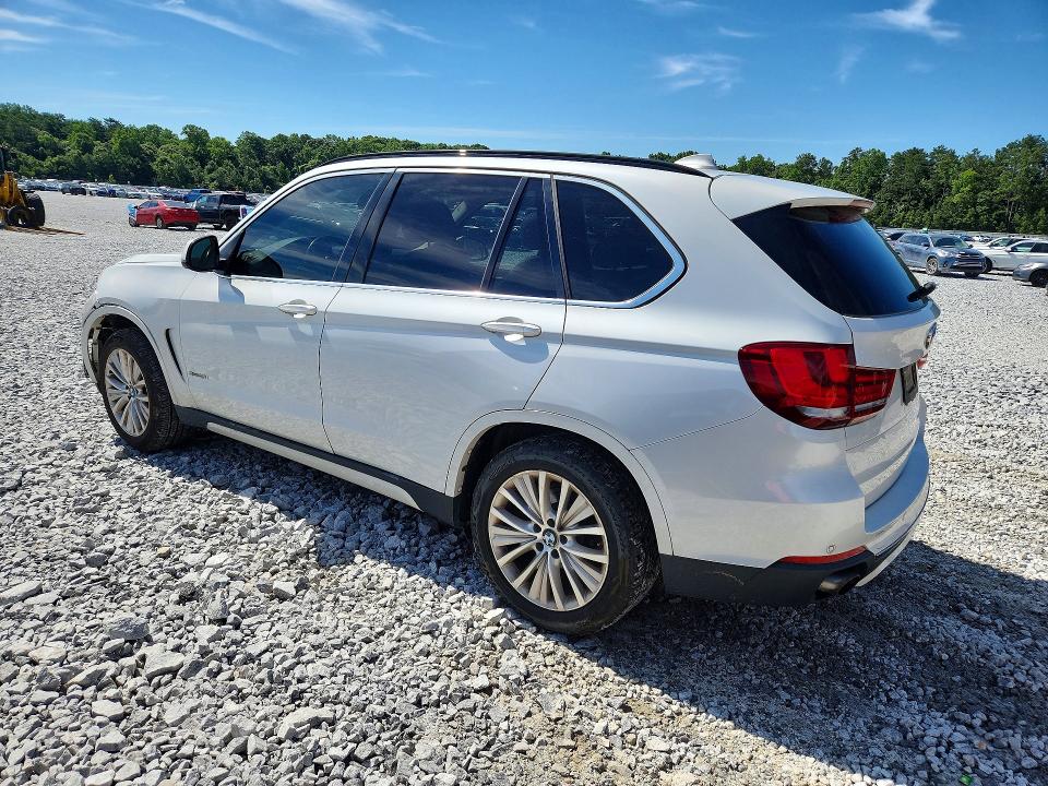57056396 :رقم المزاد ، 5UXKR2C58G0U17263 vin ، 2016 Bmw X5 مزاد بيع