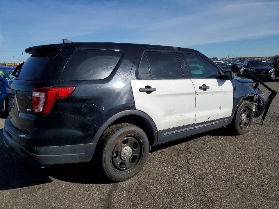 53053496 :رقم المزاد ، 1FM5K8AR2JGB47548 vin ، 2018 Ford Explorer مزاد بيع
