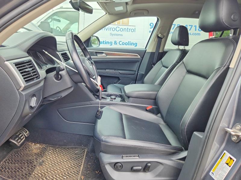 56230976 :رقم المزاد ، 1V2RR2CA9JC568517 vin ، 2018 Volkswagen Atlas مزاد بيع