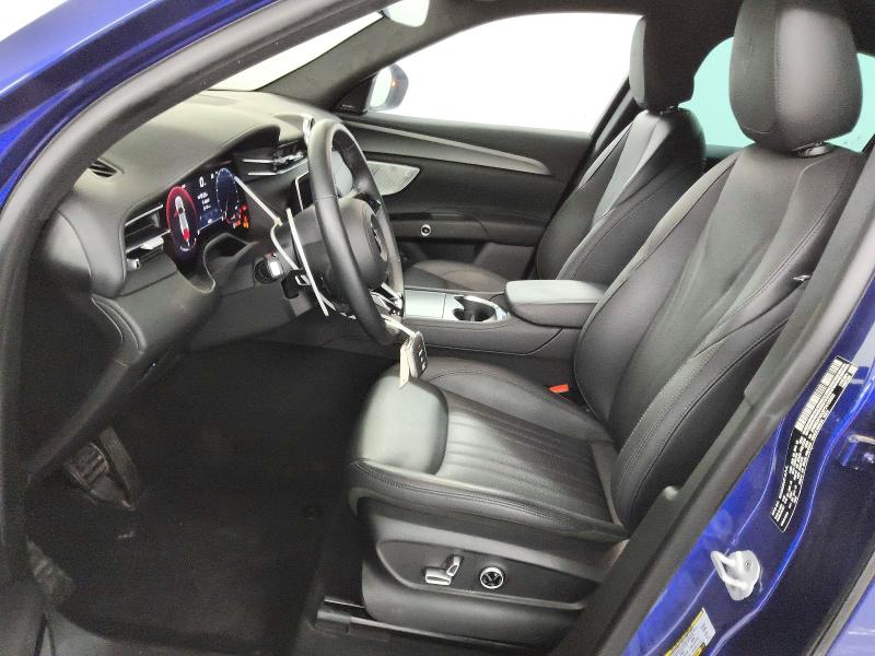 2023 Maserati Grecale მანქანა იყიდება აუქციონზე, vin: ZN682AVA3P7416502, აუქციონის ნომერი: 58798276