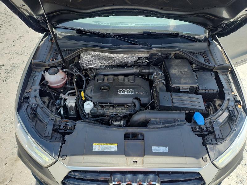 57754376 :رقم المزاد ، WA1ECCFSXJR028564 vin ، 2018 Audi Q3 مزاد بيع