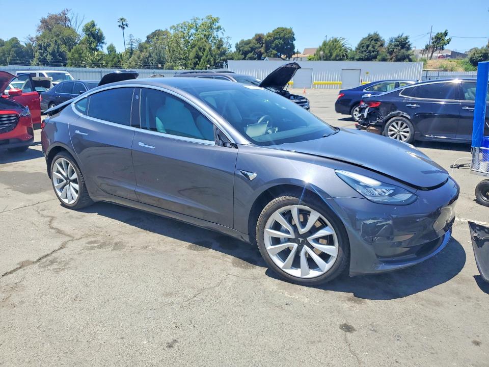 Продажа на аукционе авто 2019 Tesla Model 3, vin: 5YJ3E1EBXKF465193, номер лота: 56272906