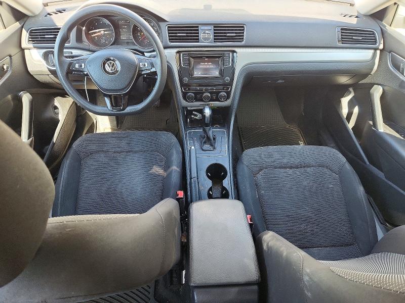 2017 Volkswagen Passat მანქანა იყიდება აუქციონზე, vin: 1VWAT7A36HC048977, აუქციონის ნომერი: 55475376