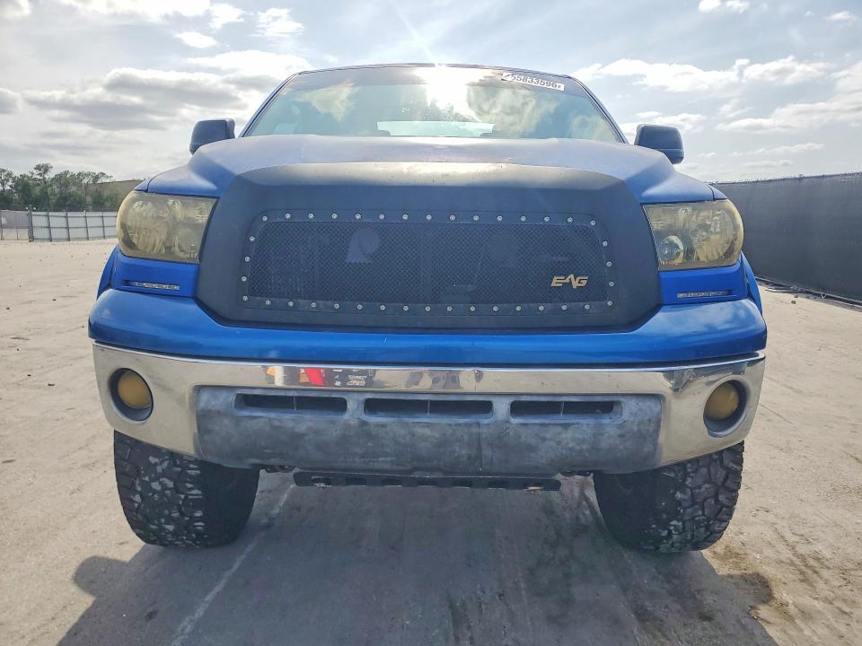 55833596 :رقم المزاد ، 5TBRT54187S450719 vin ، 2007 Toyota Tundra مزاد بيع