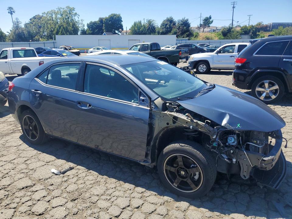 Продаж на аукціоні авто 2017 Toyota Corolla, vin: 5YFBURHEXHP699866, номер лоту: 55806586