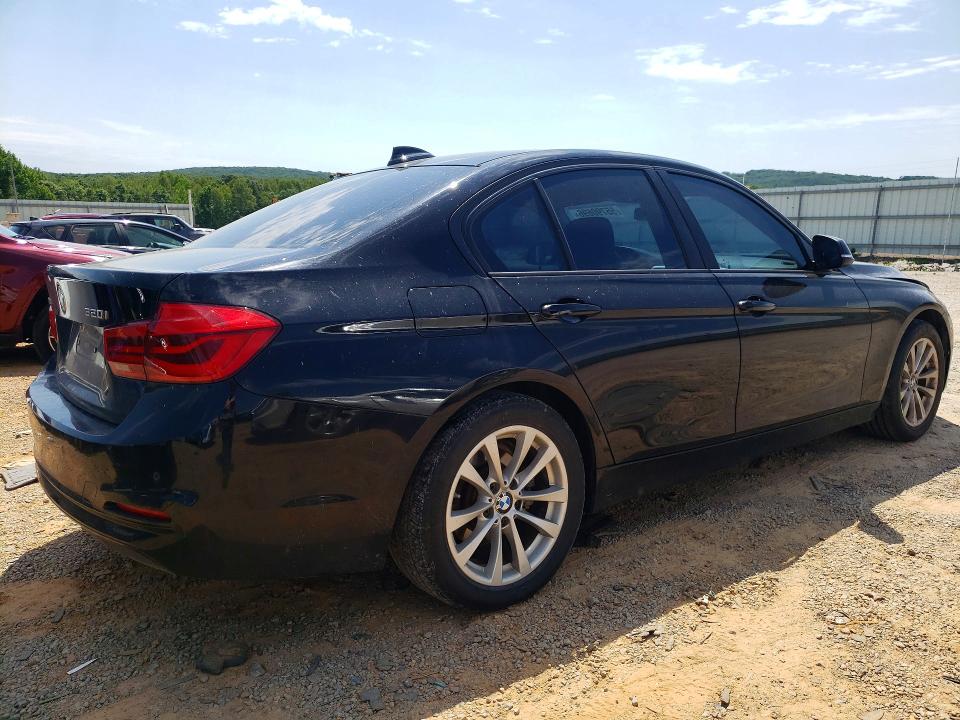 55790696 :رقم المزاد ، WBA8A3C30HK692958 vin ، 2017 Bmw 320 مزاد بيع